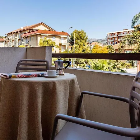Residence Greco San Bartolomeo Al Mare Exterior photo