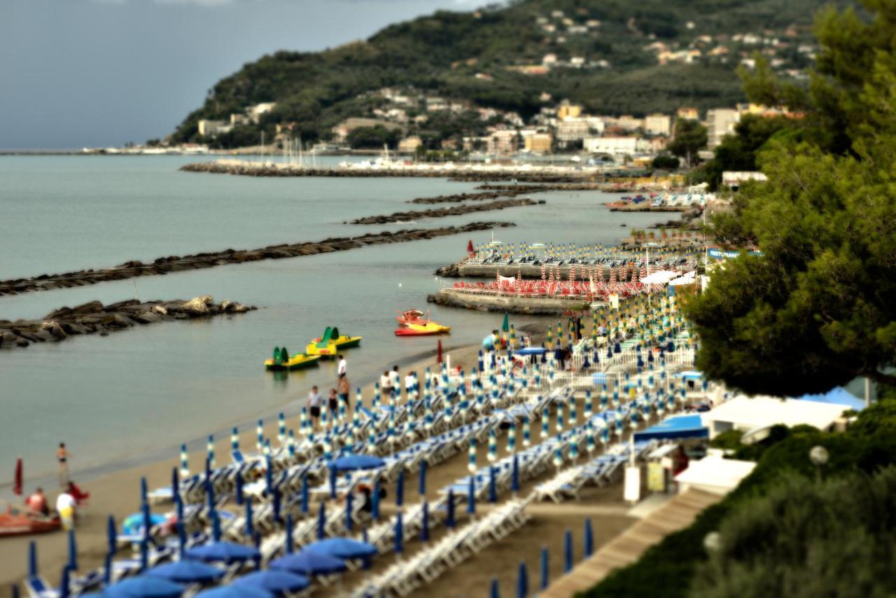 Aparthotel Greco San Bartolomeo Al Mare