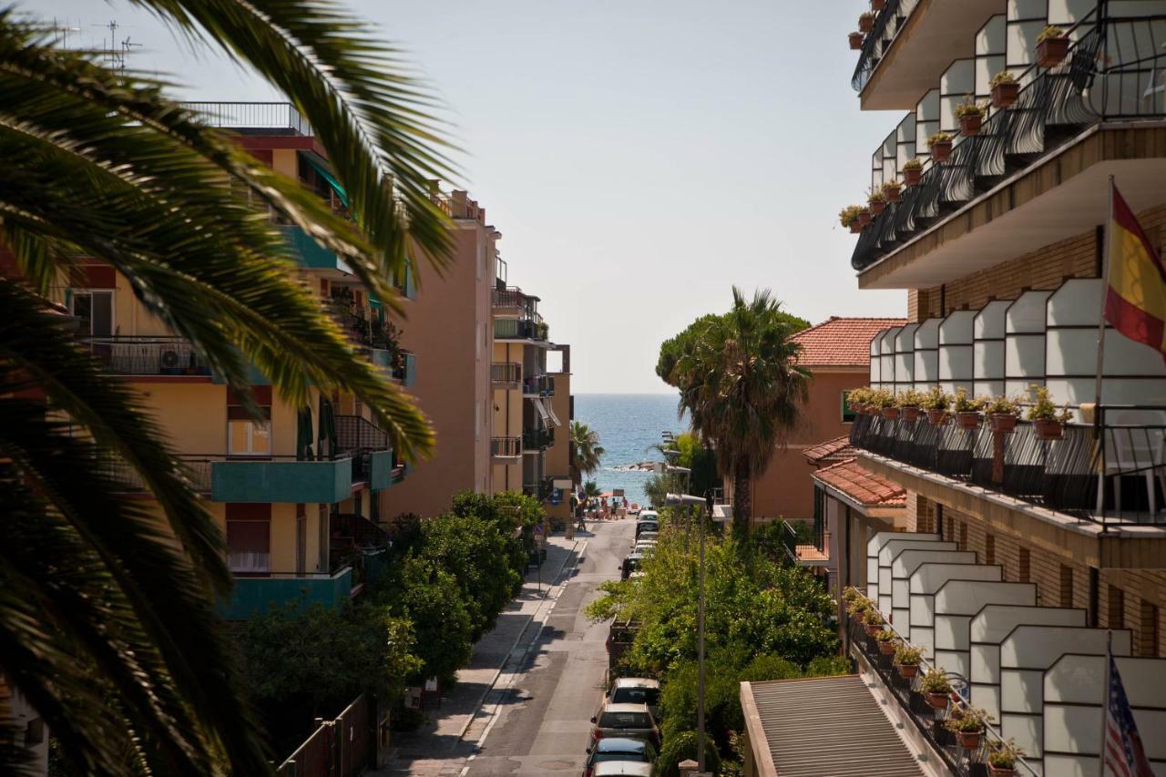 Greco Aparthotel 3*